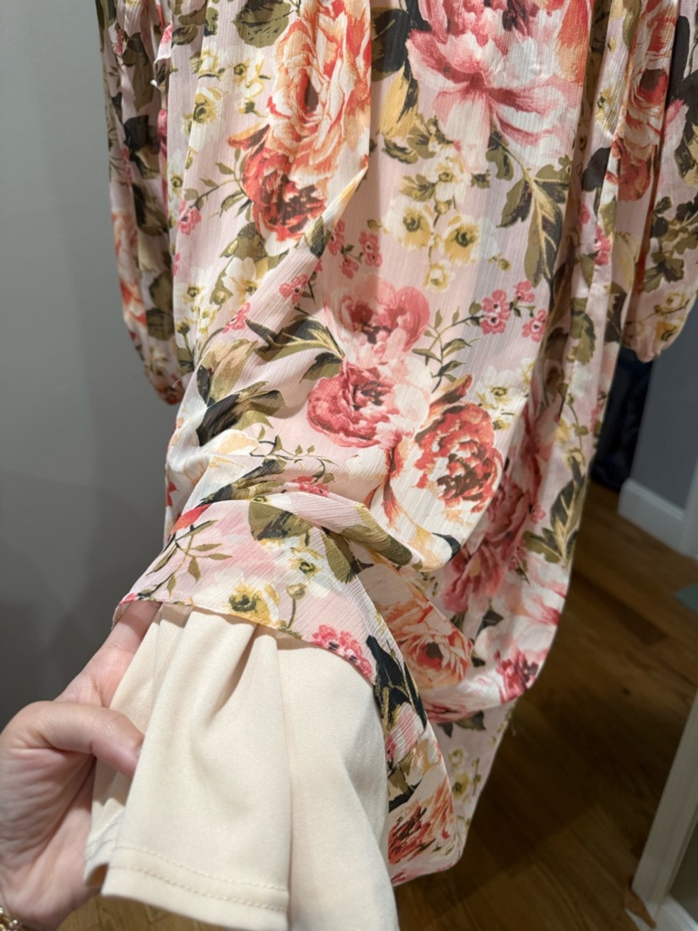 New Look Ruffle-Trim Midi Dress - Picture 3 of 4